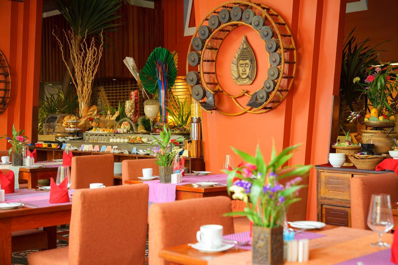 Golden Temple Residence Siem Reap Eksteriør billede The interior of the restaurant