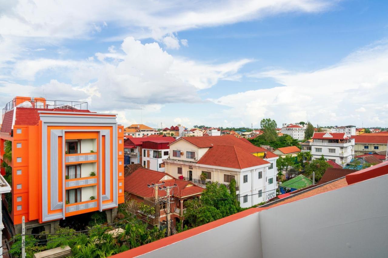 Golden Temple Residence Siem Reap Eksteriør billede Residential area in Phnom Penh